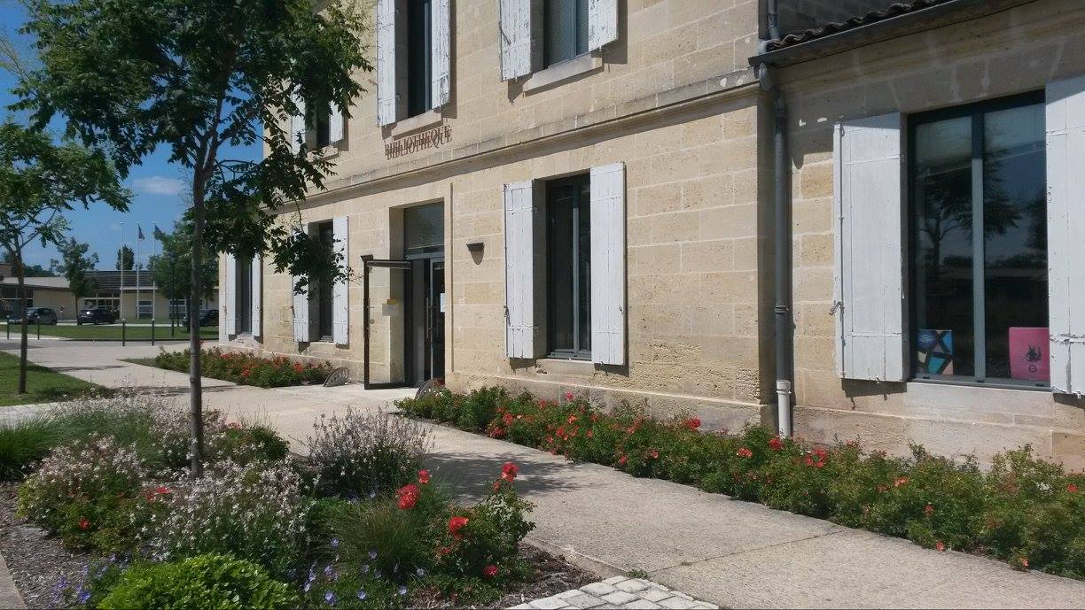 Bibliothèque d'Arsac